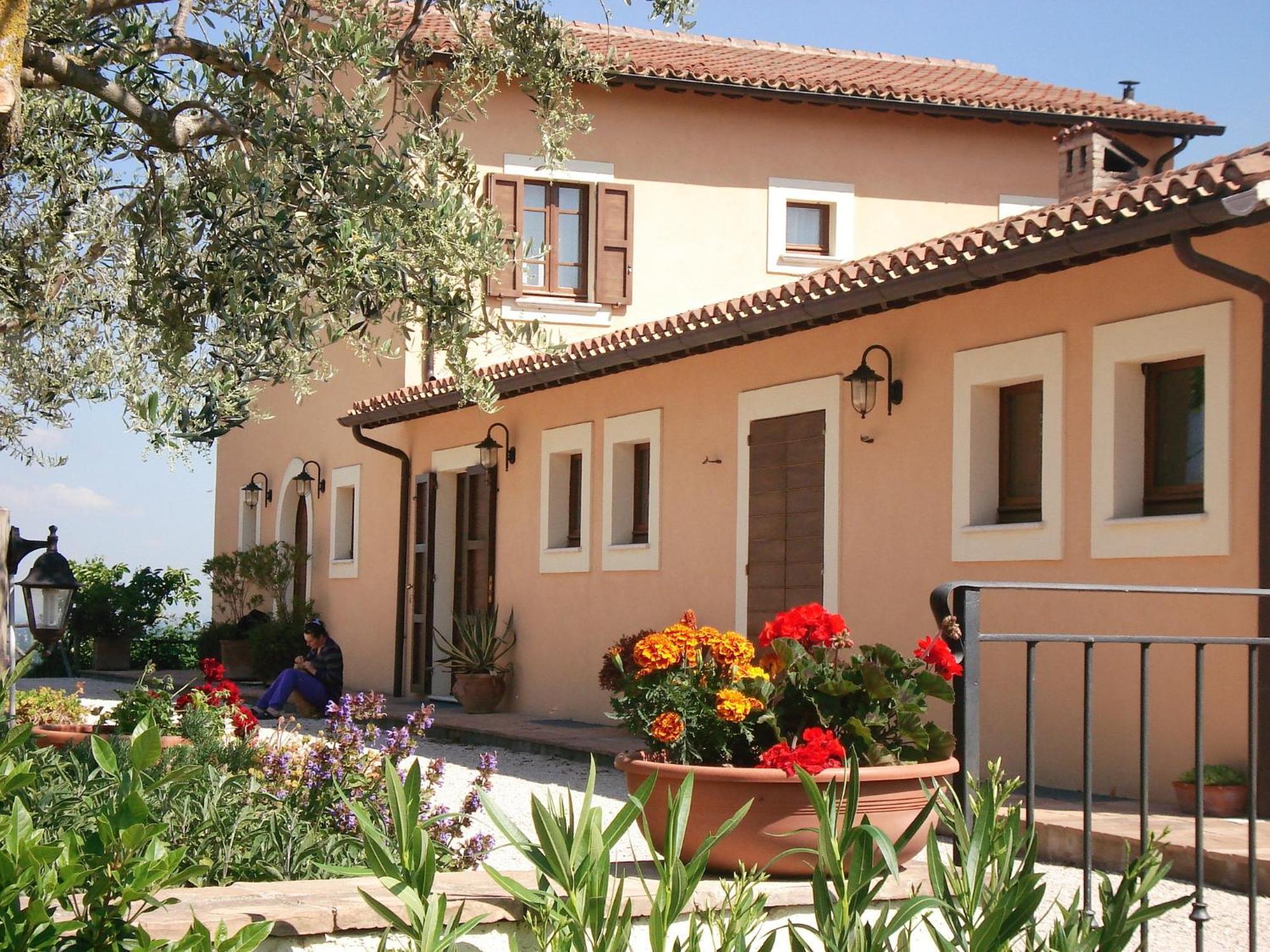 مونتيفالكو Tenuta Colverano المظهر الخارجي الصورة